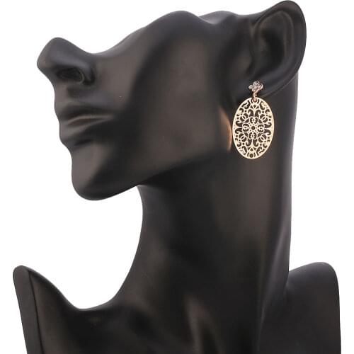 Wholesale Rose Gold Color Hollow Oval Shape Drop Earrings Clover Crystal Dangle Earrings For Women Jewelry Fashion Accessories