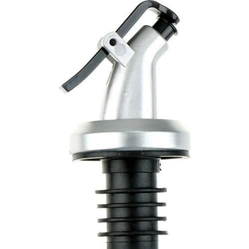 1pc Home Bar Kitchen Tools Olive Oil Sprayer Liquor Dispenser Rubber Wine Pourers Flip Top Drink Red Wine Stopper