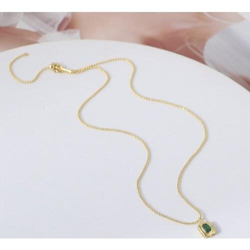 Green Zircon pendant gold bead chain necklace designer stylish style choker