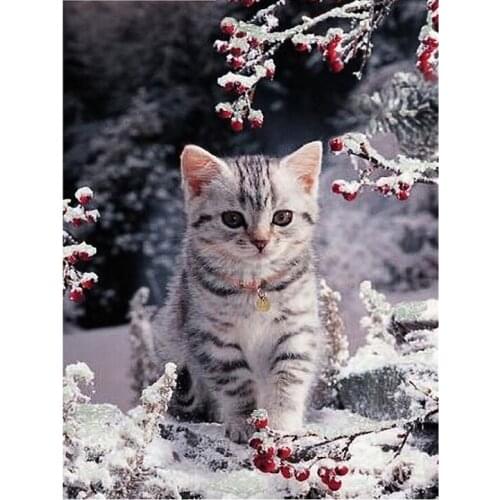GELANYUOPIN 5D DIY Diamond Painting "Snow Cat" Embroidery Full Round Diamond Cross Stitch Rhinestone Mosaic Painting Decor