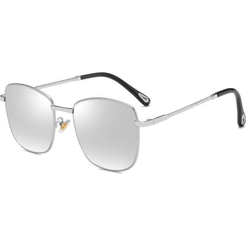 Metal Oversized square Sunglasses Women Retro Brown Gradient Sun Glasses Big Frame Vintage Eyewear UV400 Glasses for Ladies