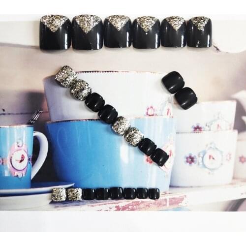 New 24pcs Black Gold Toenail Patch Glue Type Removable Short Paragraph Manicure Save Time False Toenail Patch Накладные Ногти