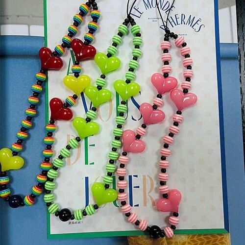 2021 Acrylic Bead Heart Mobile Phone Chain Pearl Acrylic Mobile Phone Strap Love Anti-lost Lanyard For Women Summer Jewelry