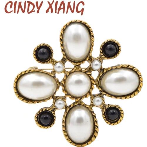 CINDY XIANG New Arrival Simulated-pearl Cross Brooches for Women Vintage Baroque Pins Wedding Bouquet Brooch Fashion Jewelry