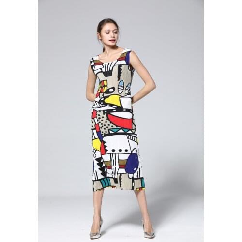 HOT SELLING Miyake Fold fashion geometry print o-neck short sleeve dress IN STOCK