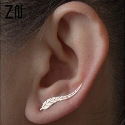Vintage Jewelry Exquisite Gold Leaf Earrings Modern Beautiful Feather Stud Earrings For Women