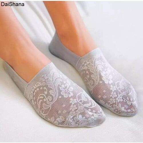 10 Pairs New Arrived Fashion Lace Flower Short Socks Women Girls Summer Socks Antiskid Invisible Ankle Socks Female Boat Socks