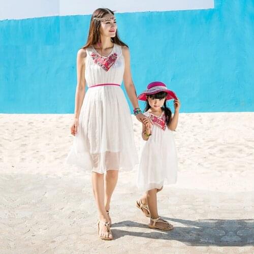 Family Matching Dresses for Mom and Daughter Bohemia Style V-neck Dresses Beachwear 1268