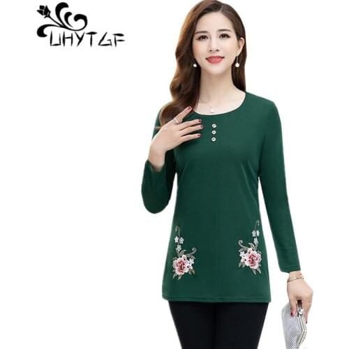 UHYTGF Womens autumn t-shirts fashion embroidered elegant plus size top female O neck pullover warm underwear winter t-shirt 652