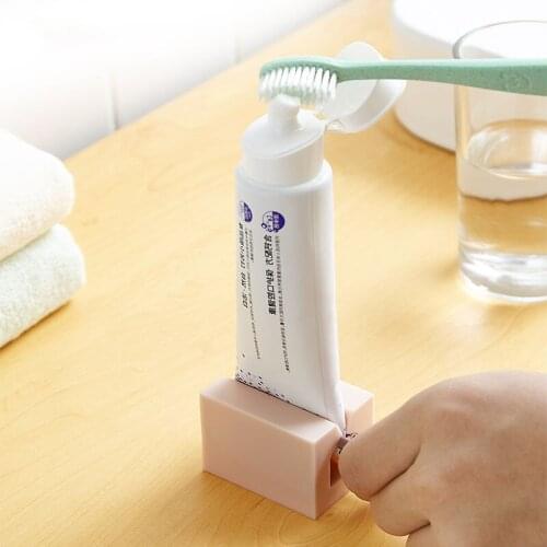 Toothpaste Squeezer Tube Easy Dispenser Clip-on Rolling Holder Plastic Lazy Toothpaste Squeeze Press Device Bathroom Supplies