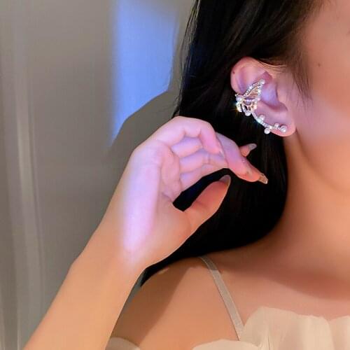 2021 Rhinestone Pearls Butterfly Earring Cuff Clip on Earrings Ear Bone Clip Metal Chain Earrings Ear Cuffs Women Jewelry
