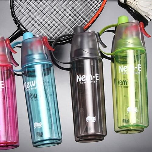 Plastic Spray Cool Summer Sport Water Bottle Portable Cold Spray Sport Drinking Water Bottle Outdoor Moisturizing Kettles 4Color