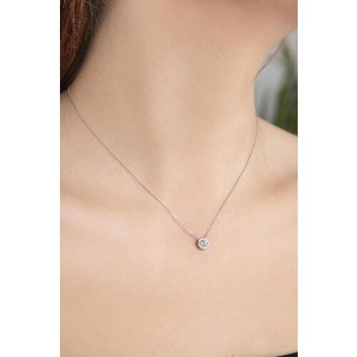 One Cubic Zirconia 925 Sterling Silver Necklace