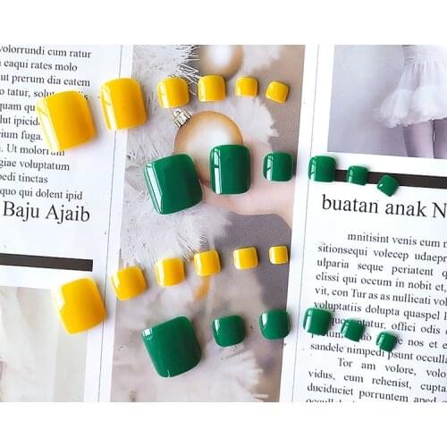 Hot 24pcs Muticolor Toenail Patch Glue Type Removable Short Paragraph Fashion Manicure Save Time False Toenail Patch