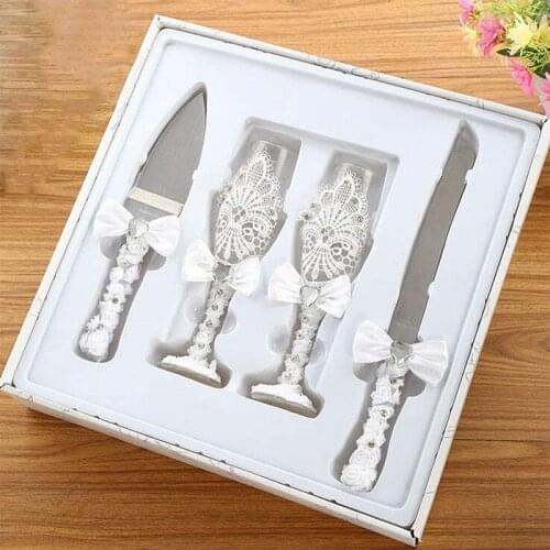 4Pcs Wedding Cake Shovel Set Bread Pizza Knife Champagne Glasses Set Dessert Pie Dinnerware Romantic Party Gifts for Bride Groom