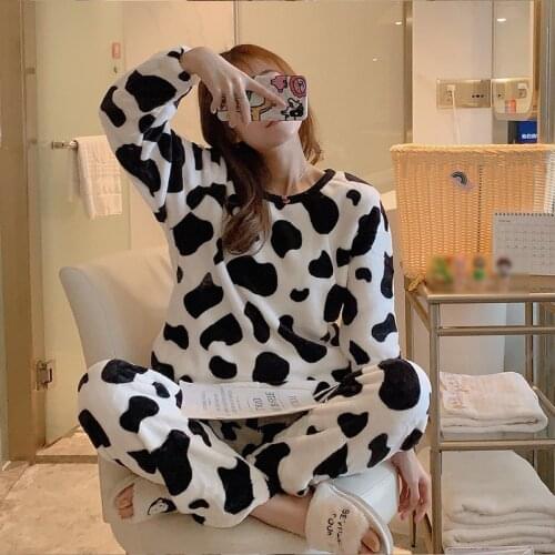 Winter Warm Pajamas Pajamas Flannel Round Neck Pullover Kawaii Cow 2 Warm Home Wear Long Sleeve Top Trousers Pajama Set