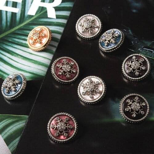 1lot=5pcs golden black Silver snowflake accessories metal Buttons decorate Sewing Sweaters diamond Crafts Handwork Clothing
