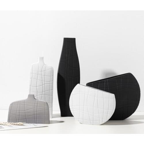 Nordic ins Scandinavian Minimalist Artwork Black And White Stripes Ceramic Vase Creative Design Desktop Home Decorations Europe