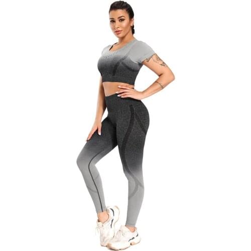 Ombre Pink Yoga Set Short Sleeved Sport Clothes For Women Gym Clothing 2 Piece Sport Outfit Women Sportswear Fitness Clothing