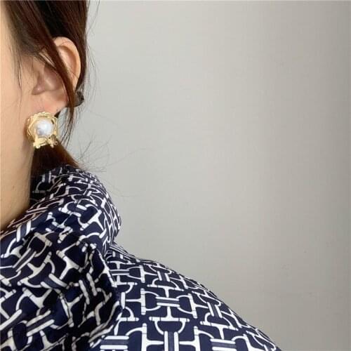 TIMEONLY Elegant Oversize Simulated Pearls Stud Earring for Women Double Butterfly Golden Earring Korean Style Accessories New
