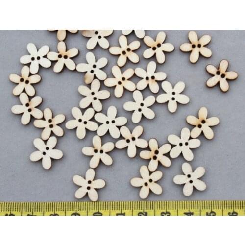 800 pcs of flower wood Wooden buttons Pendants cabs Beads size 15mm unvarnished