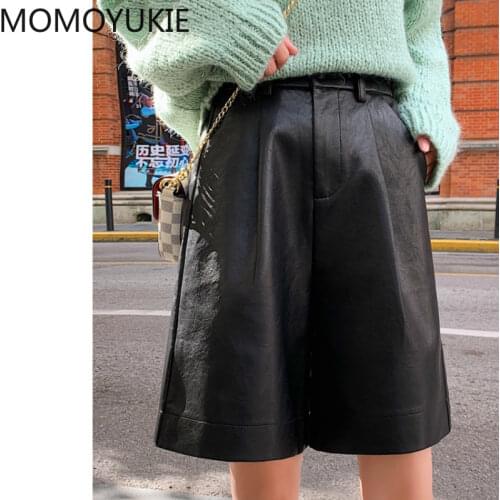 Momoyukie Women's Leather Shorts