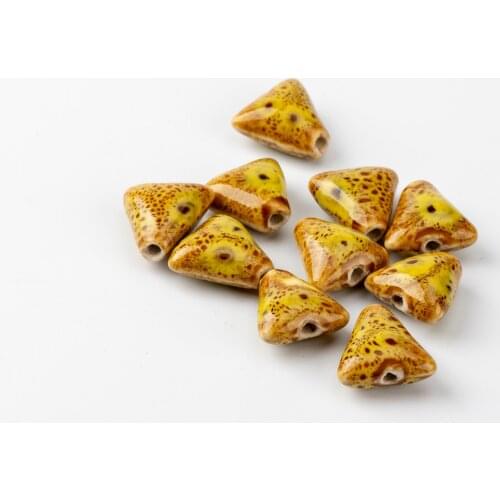 16# 20pcs Triangle Shape unique Ceramic beads for bracelet making For earrings making China Ceramics beads #A432C