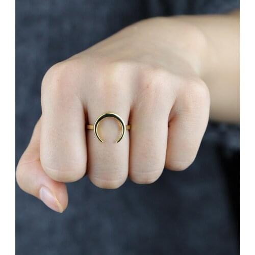 Wholesale GOLD Filled Fashion Simple Jewelry Single Turquoises Stone Horn Charm Delicate Dainty Women Finger Cute Ring Daily