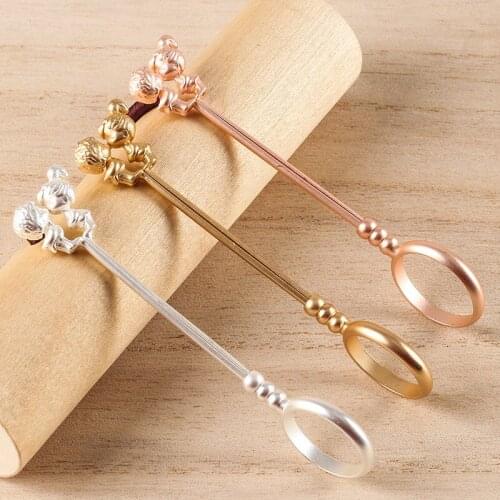 Fashion couple Shape ring Cigarette Holder, Personalized Cigarette clip ring, Men and Women Thickness Smoking Accessories