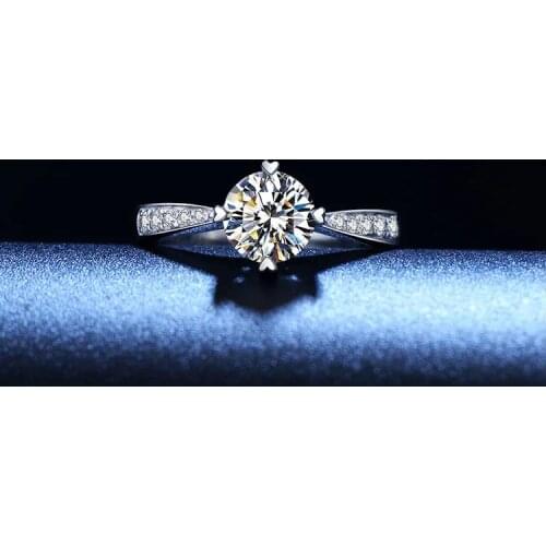 Hot Luxury crystal 925 sterling silver diamond ring for woman Beautiful moissanite Ring fashion noble Wedding Party jewelry