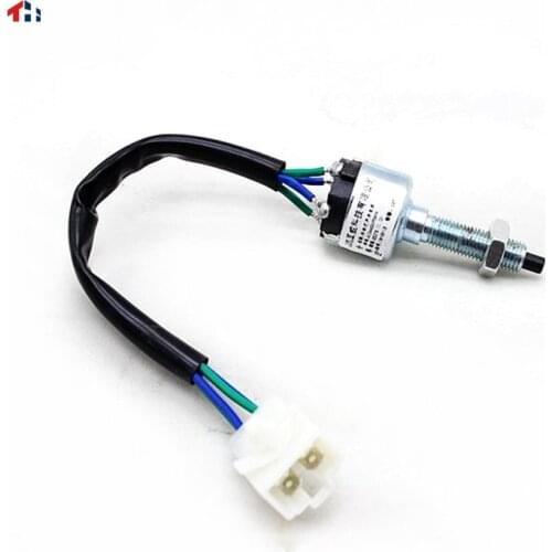 4134400-K08 Brake light switch Brake pressure rear light switch applies to Great Wall HOVER H3 H5 WINGLE 3 WINGLE 5 WINGLE 6 VOLEEX C30