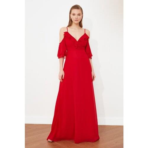 Trendyol Shoulder Low-Cut Evening Dress TPRAW19FZ0022