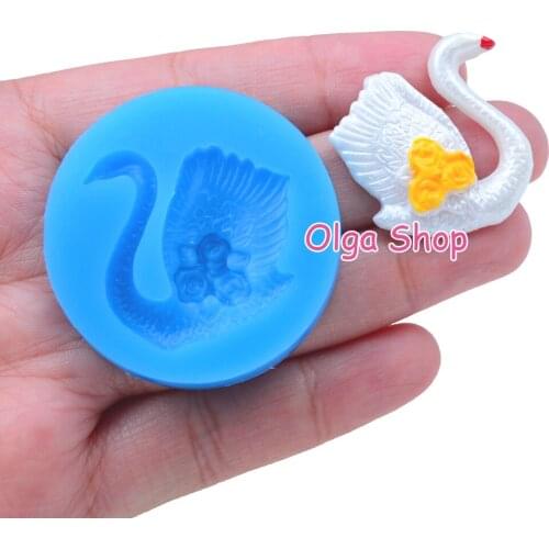 DYL035 29.6mm x 31.1mm Swan Silicone Mold Fondant Cake Decoration Candy Resin Clay Earrings Necklace Craft Soap Candle