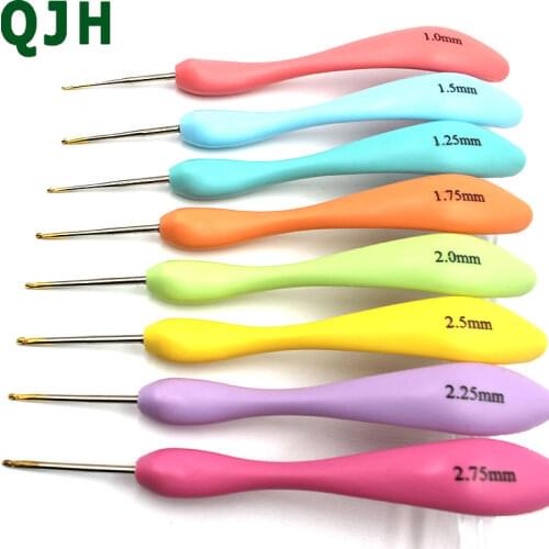 Crochet Hook Set Aluminum Ergonomic Crochet Needles with Colorful Soft Rubber Grip Cushioned Handles Needles 8Size 1.0-2.75mm