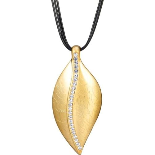 Big Silver Color Leaf/Round Statement Necklace Women Hip Pop Pendant Jewelry Vintage 8 Layers PU Chain Girl Christmas Gift