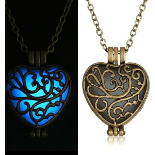 OneckOha Vintage Glow In The Dark Heart Locket Pendant Glowing Tree Of Life Necklace Steampunk Jewelry Drop Shipping