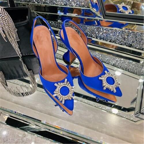 2021 Summer Brand Sun Flower Rhinestone Women Sandals Designer Pointed Toe High Heels Silk Shoes Lady Wedding Party Shoes