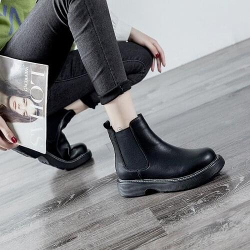 Tilocow Autumn Chelsea Boots Women Cow Leather Shoes Women Slip On Ankle Boots Ladies Sewing Solid Flat Platform Footwear 2021