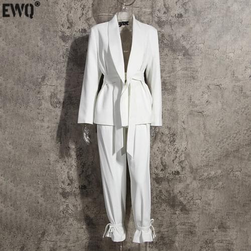 [EWQ] Elegant Blazers Notched Neck Long Mouths High Tail Patchwork Lace Up White Jackets Women 2021 High-quality clothing