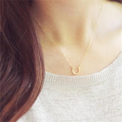 European And American Fashion Simple Fashion Horseshoe U-Shaped Pendant Necklace Delicate Clavicle Chain