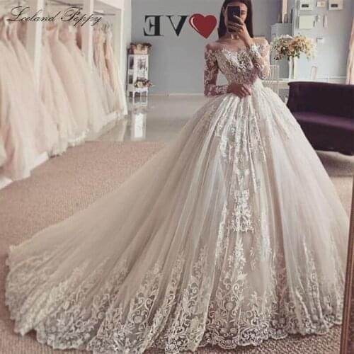 Glamorous A Line Lace Apliques Wedding Dresses Scoop Neck Long Sleeves Floor Length Vestido de Novia Bridal Gowns Chapel Train