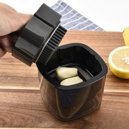 Kitchen Vegetable Tools Multifunctional Plastic silicone Garlic Presses Chopper Box Mixer Twisting Cutter Box
