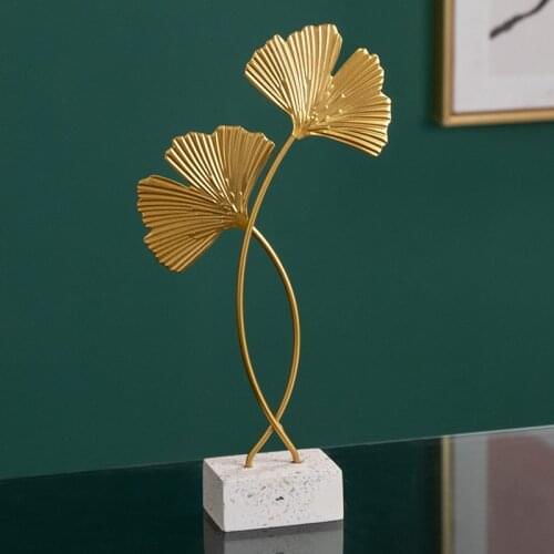 Ins Nordic creative gifts light luxury golden wrought iron ginkgo leaf ornaments