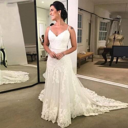 Elegant Lace Backless Wedding Dresses Country Style Spaghetti Sexy V Neck Bridal Dress Beach Sweep Train Wedding Gowns