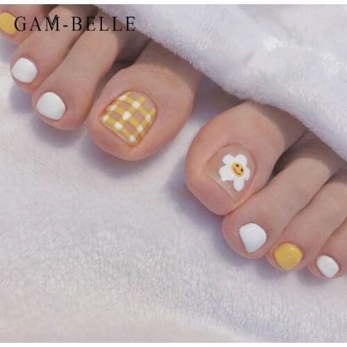 GAM-BELLE Summer Yellow Grid Fake Toe Nails Small Fresh French Full Cover Artificial Press On Nails Art Decoration Manicure Tool