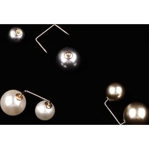 3 Pieces Artificial Pearl Brooch Pins Anti-Exposure Neckline Safety Pins Sweater Shawl Clips for Wedding Decorations