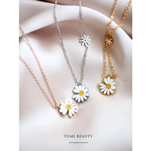 YUN RUO 2021 Vintage 18 K Gold Color Little Daisy Pendant Necklace Woman Jewelry Fashion Titanium Steel Accessory Never Fade