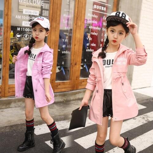 Children Clothing Baby Girls Clothing 2018 Spring and Autumn New Leisure Girls Coat Letter Movement, Hooded Windbreaker