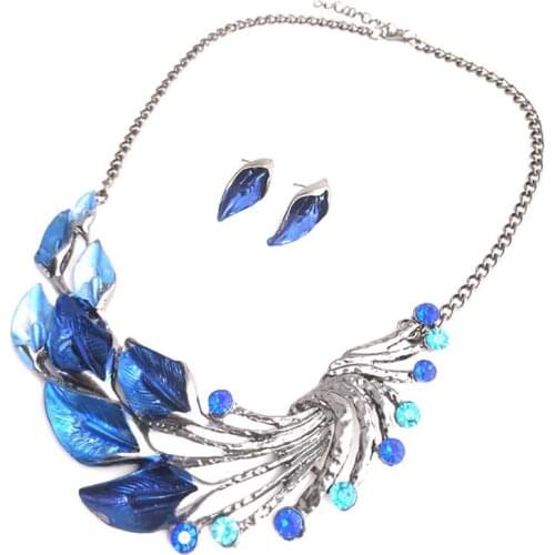 Boho Women Peacock Tail Jewelry Set Elegant Necklace and Earrings Set Charm Necklaceffor Women Jewelry Earring and Necklace Set