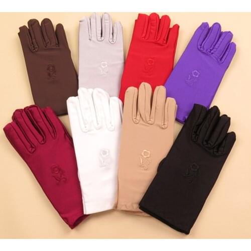 Elegant Satin Short Gloves Embroidery Wrist Protection Glove Mittens Spring Summer Retro Flowers Hand Gloves for Ladies Girls